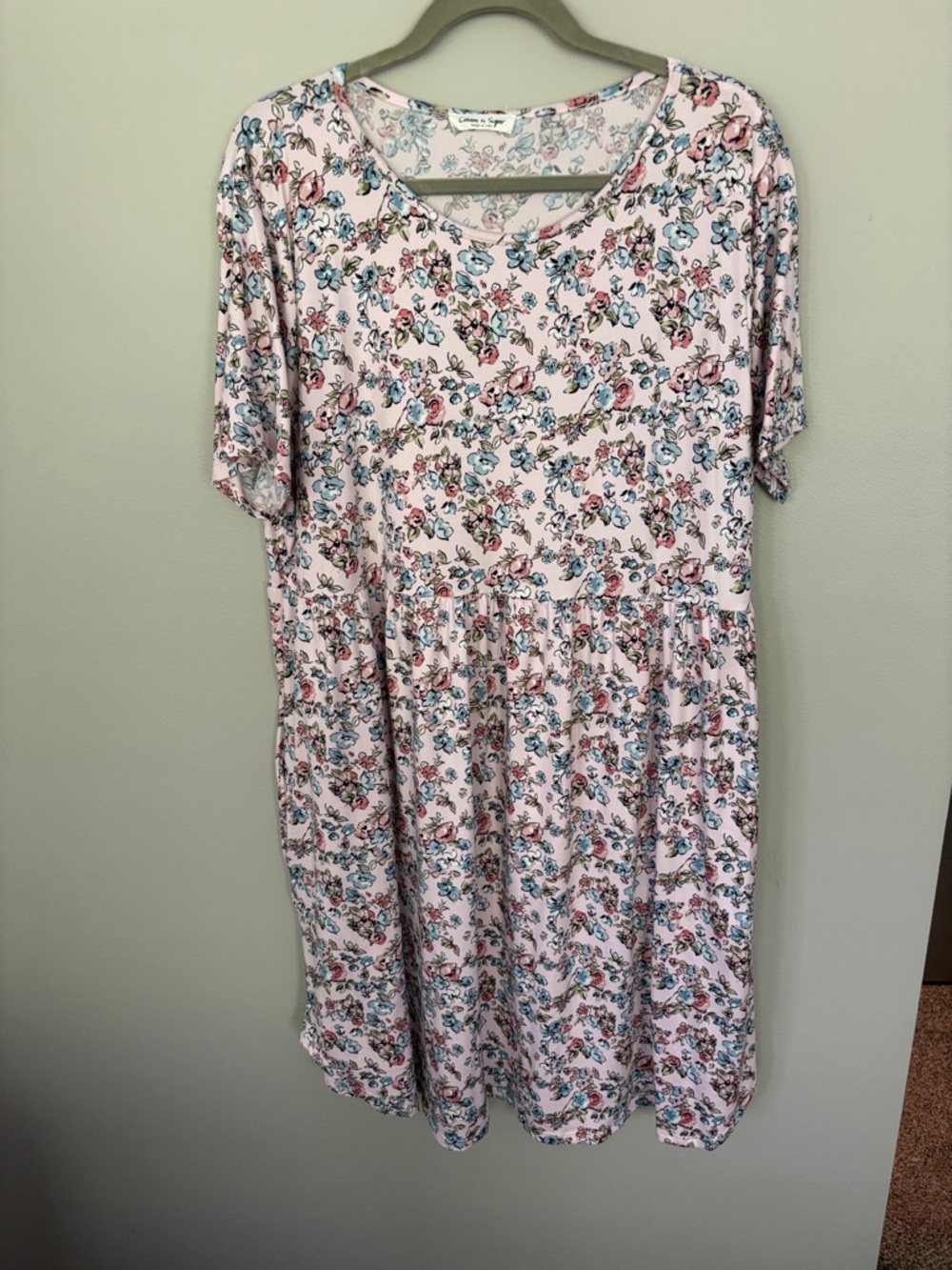Cream &Sugar Floral Pink Short Sleeve Swing Dress with pockets